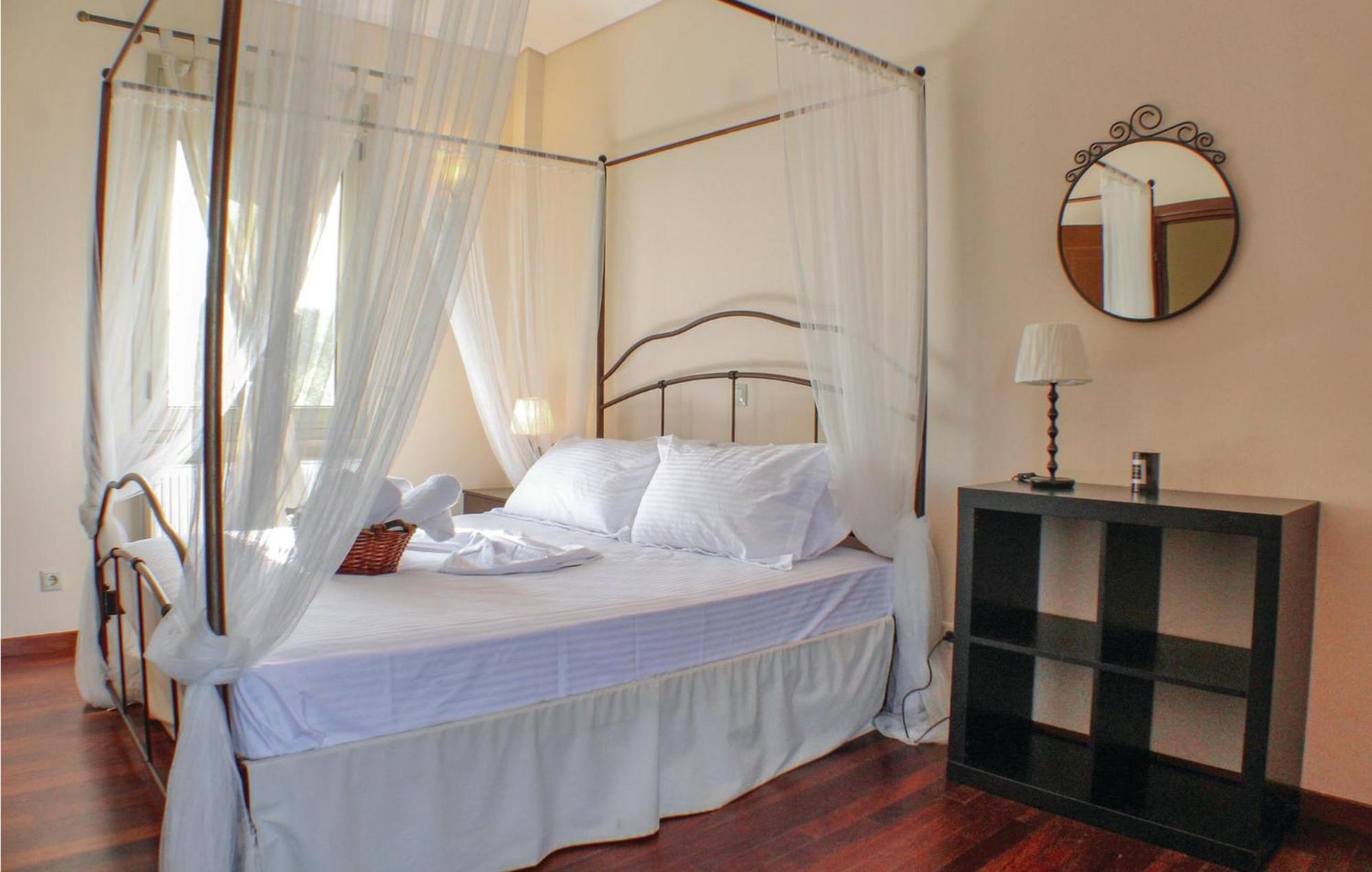 Amazing Home In Koroni With Wifi Exterior foto